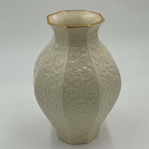 Stunning Lenox China Vase - Picture 1 of 4